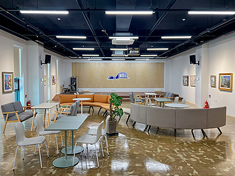 1층 삼삼오오홀